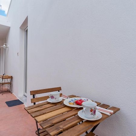 Le Case Camera Doppia Con Bagno Privato, Uso Di Cucina E Terrazza Casarano Exterior photo