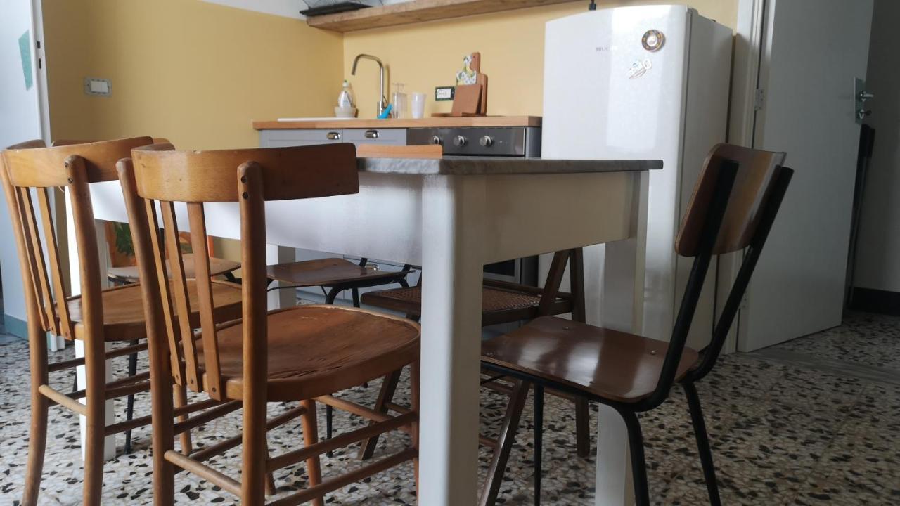 Le Case Camera Doppia Con Bagno Privato, Uso Di Cucina E Terrazza Casarano Exterior photo